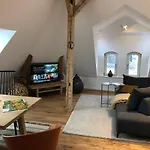 Raumausbeute Design Hoher Priester