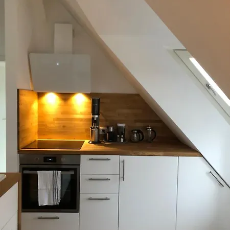 Raumausbeute Design Hoher Priester 데트몰트