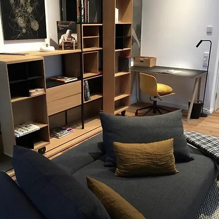Raumausbeute Design Hoher Priester Apartment *