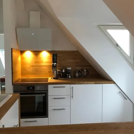 Raumausbeute Design Hoher Priester Apartment *