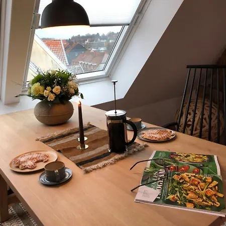 Apartment Raumausbeute Design Hoher Priester *