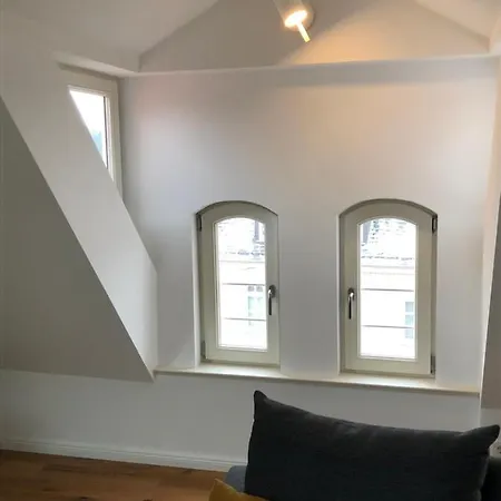 Raumausbeute Design Hoher Priester *