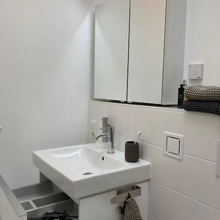 Raumausbeute Design Hoher Priester