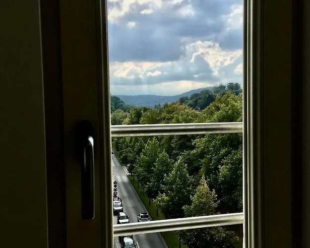 Raumausbeute Design Hoher Priester Detmold