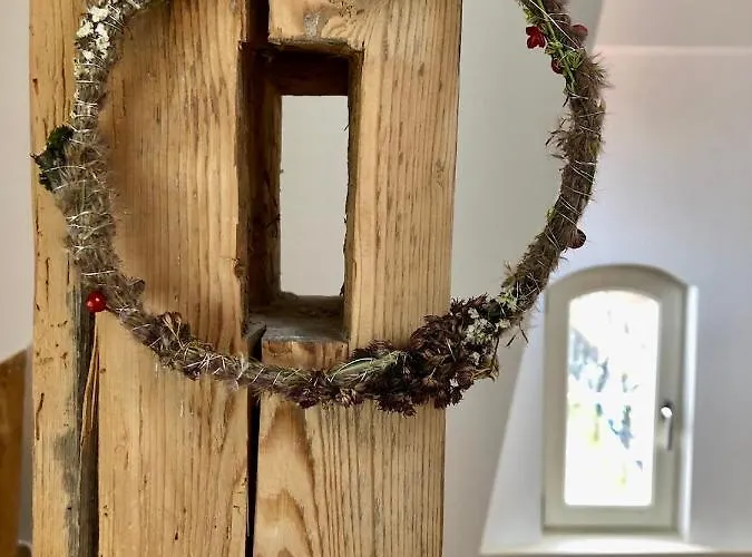 Raumausbeute Design Hoher Priester