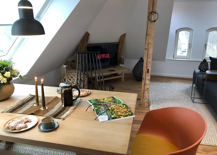 Raumausbeute Design Hoher Priester Detmold