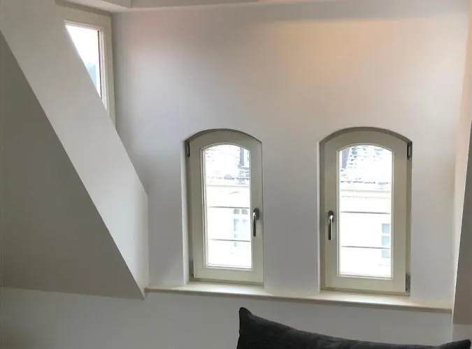 Raumausbeute Design Hoher Priester *